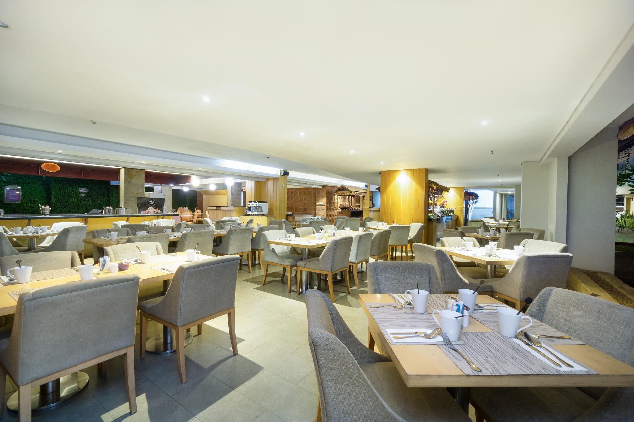 Quest Hotel Kuta By Aston Exterior foto