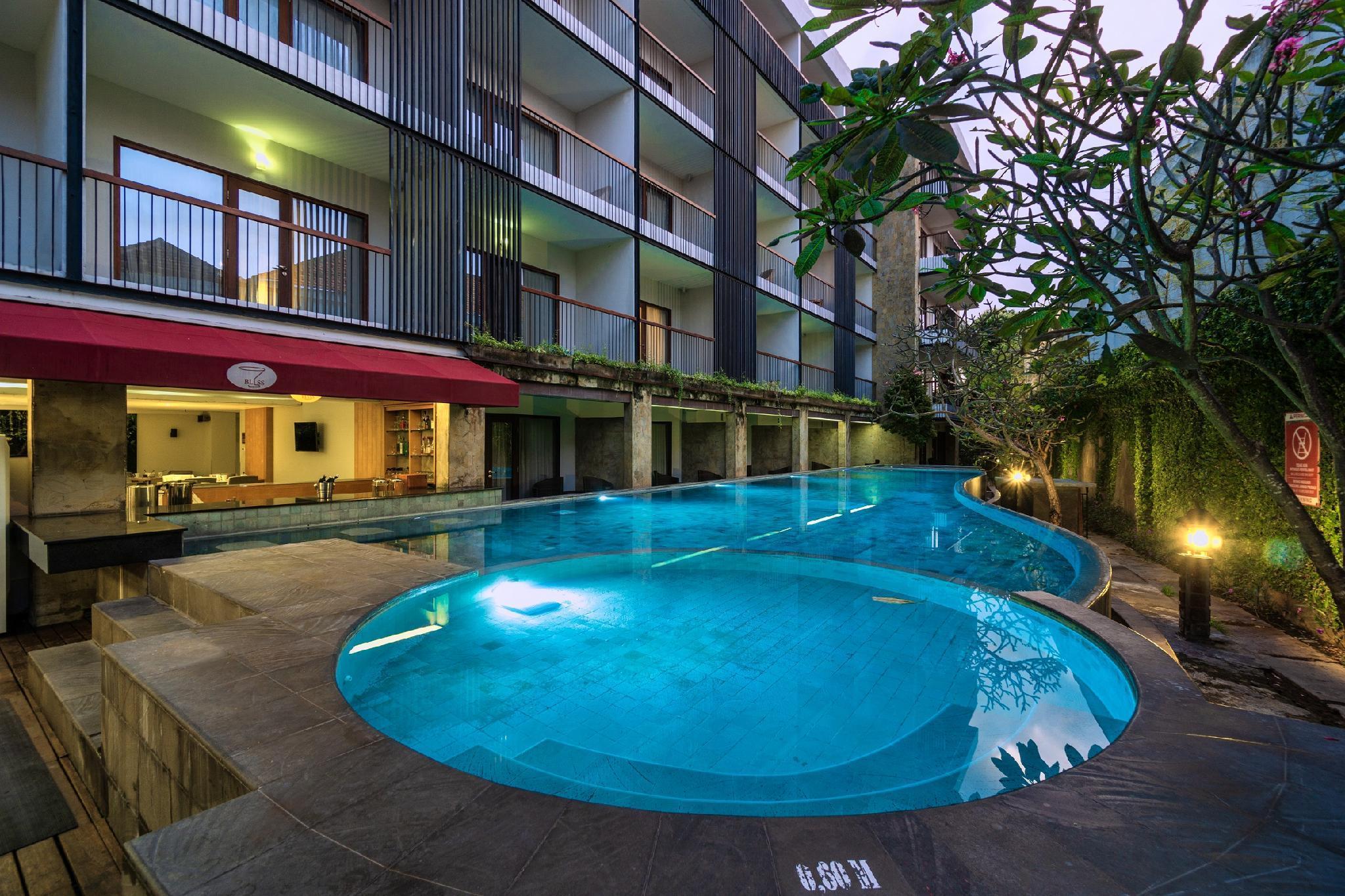 Quest Hotel Kuta By Aston Exterior foto