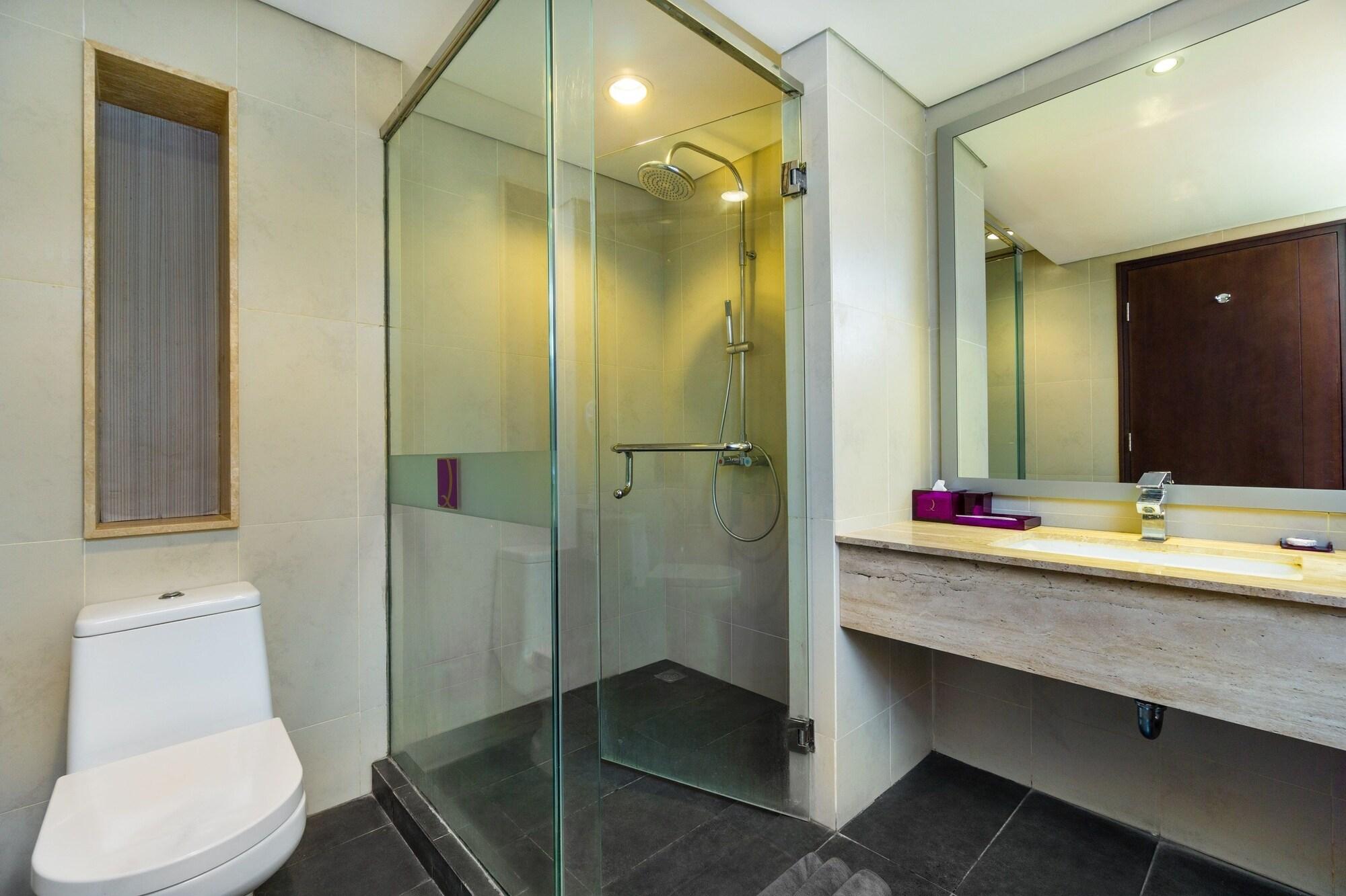Quest Hotel Kuta By Aston Exterior foto