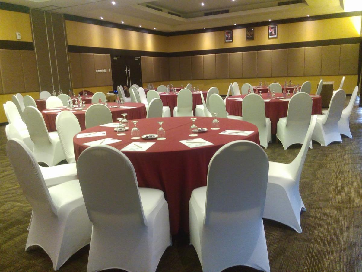 Quest Hotel Kuta By Aston Exterior foto