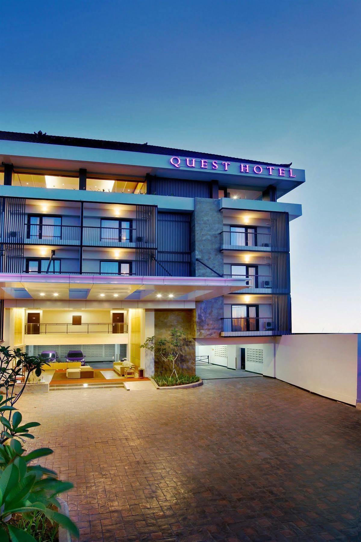 Quest Hotel Kuta By Aston Exterior foto