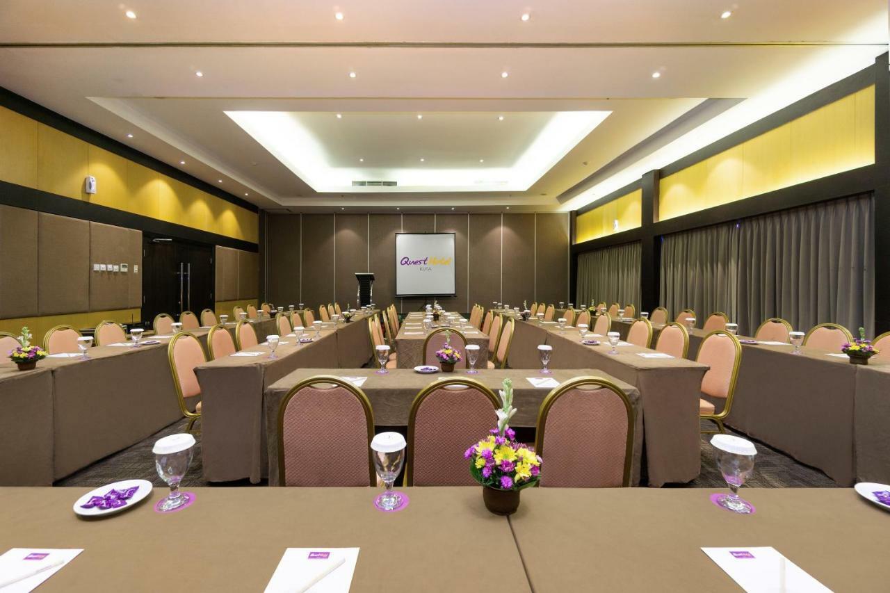 Quest Hotel Kuta By Aston Exterior foto